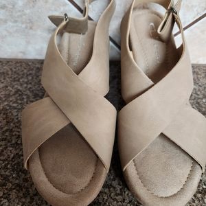 Womens wedge sandals